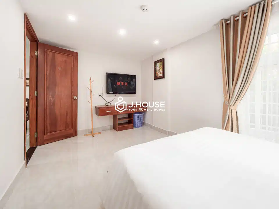 Affordable 2br apartment for rent near airport, Tan Binh District, HCM