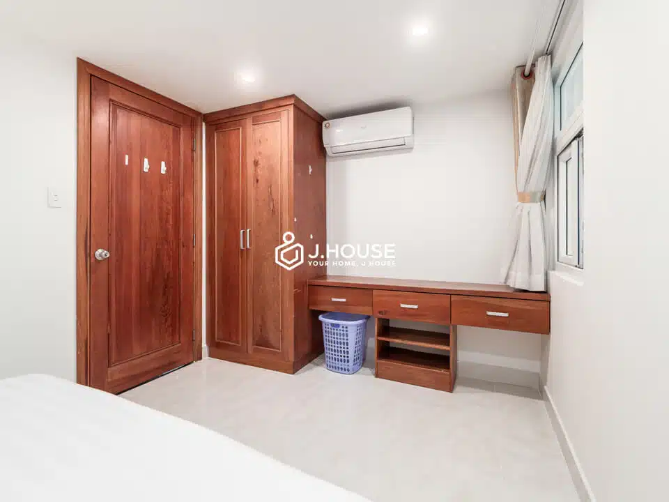 Affordable 2br apartment for rent near airport, Tan Binh District, HCM