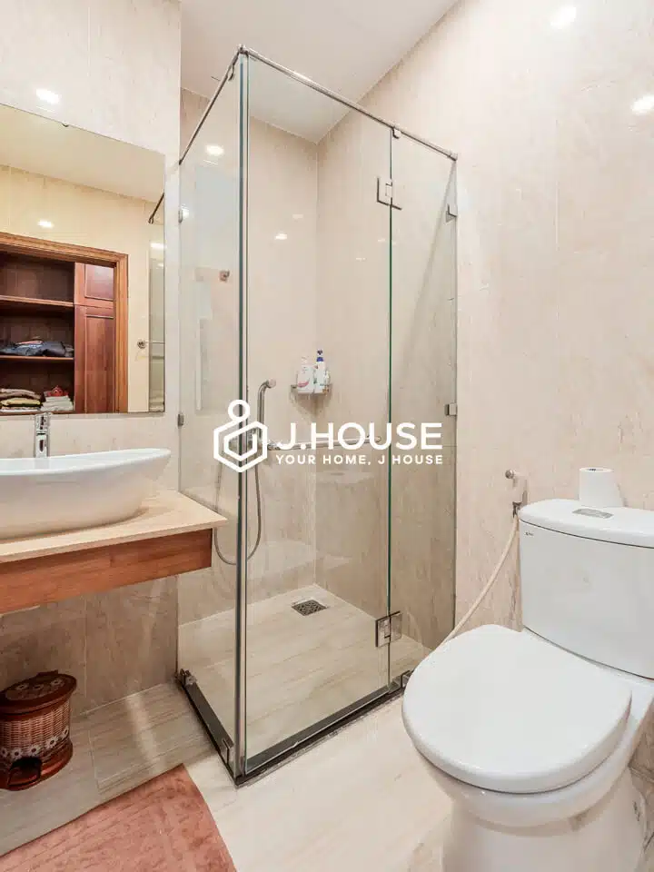 Apartment for rent in Tan Binh District - Apartment for rent near the airport