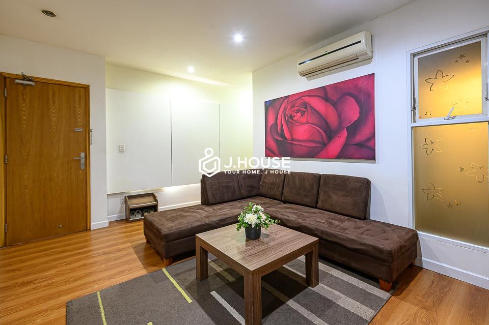 Standard serviced apartment near Tan Son Nhat airport 4