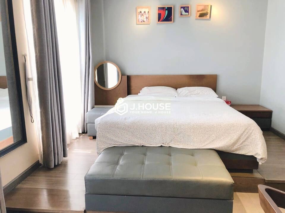 nice studio serviced apartment for rent in district 3-1