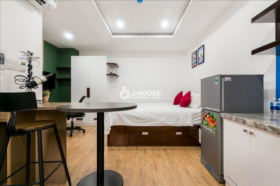 Fully furnished studio with many utilities in Tan Binh District
