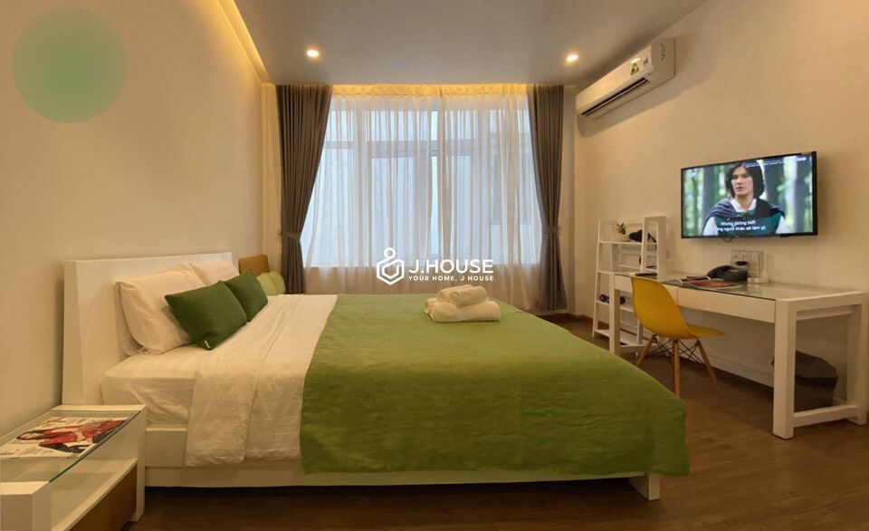 Serviced apartment for rent on Nguyen Truong To street, D4