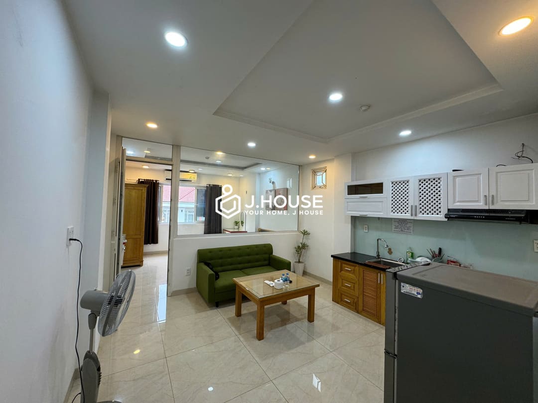 Fully furnished 1br apartment for rent in District 10, HCMC