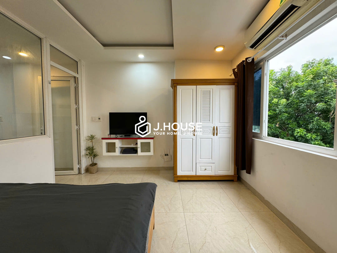 Fully furnished 1br apartment for rent in District 10, HCMC