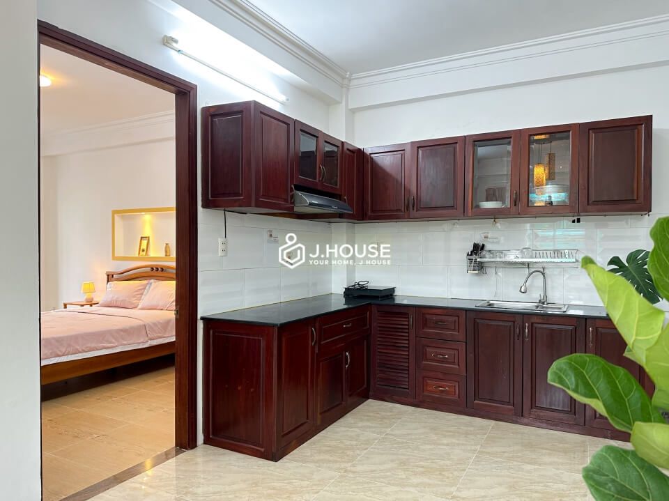 Fully furnished 2 bedroom apartment in Tan Dinh Ward, District 1, HCMC-5