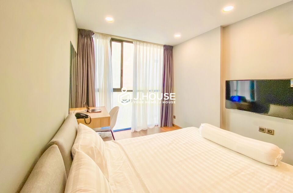 High-class serviced apartment for rent in Phu Nhuan district-8