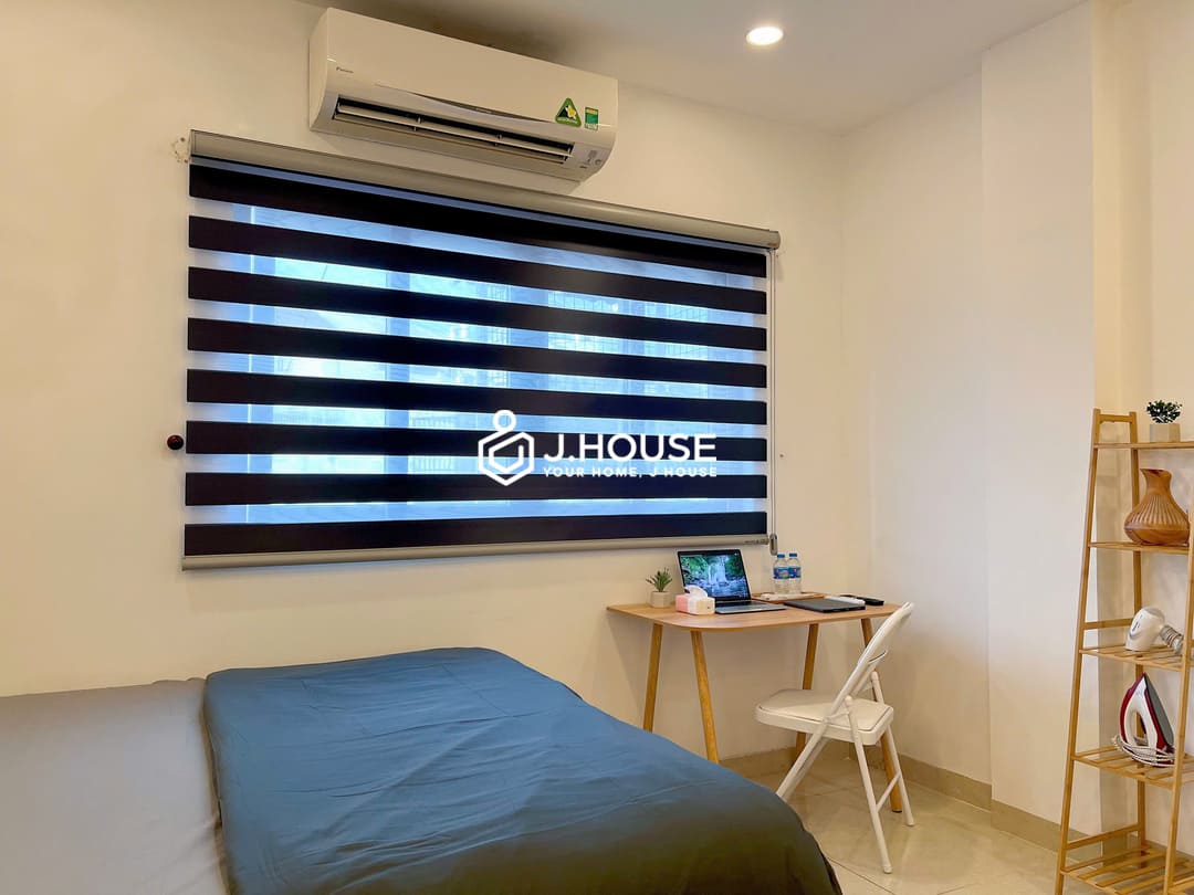 Modern studio apartment for rent in District 10, HCMC