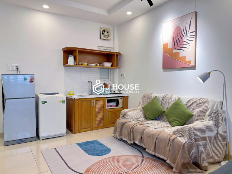 Modern studio apartment for rent in District 10, HCMC
