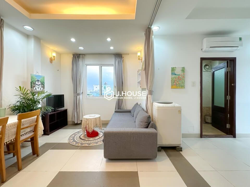 Serviced apartment full of natural light in Tan Dinh Ward, District 1, HCMC-1