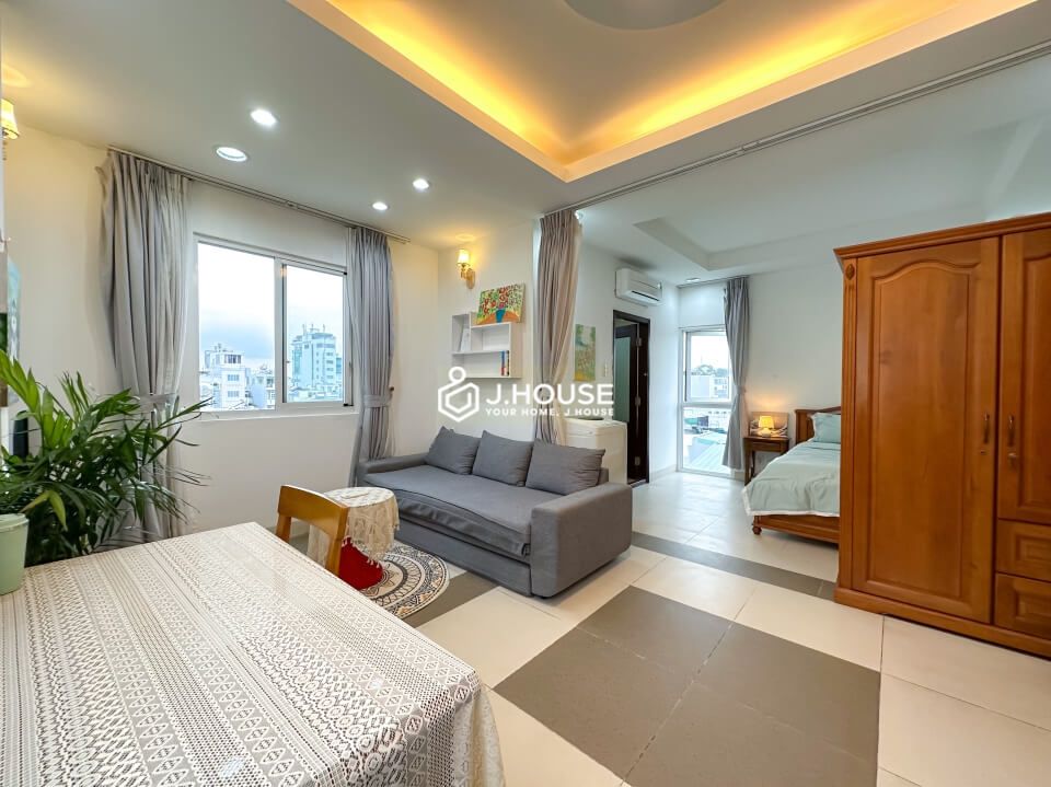 Serviced apartment full of natural light in Tan Dinh Ward, District 1, HCMC-2