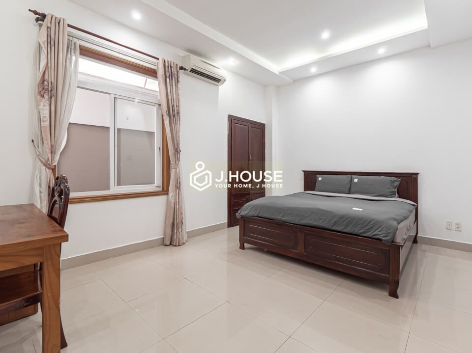 spacious two bedrooms serviced apartment in Thao Dien12