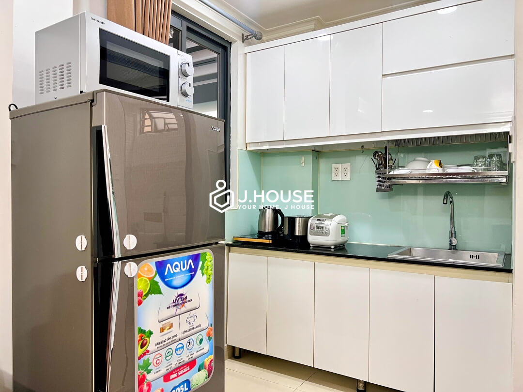 Cheap apartment for rent at Ly Chinh Thang apartment, District 3, HCMC