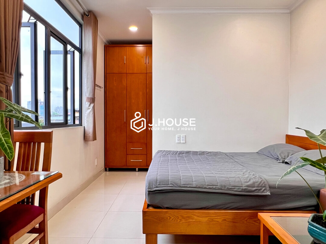 Fully furnished studio apartment for rent in District 3, HCMC