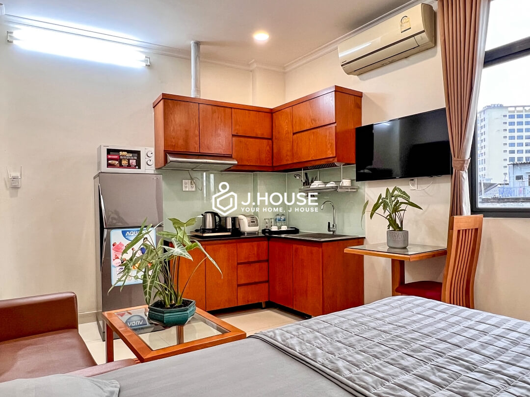 Fully furnished studio apartment for rent in District 3, HCMC