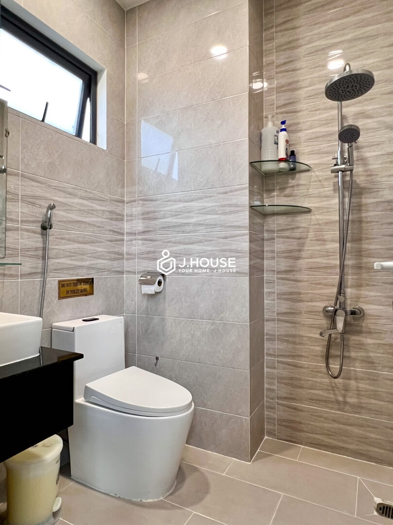 Fully furnished studio apartment for rent in District 3, HCMC