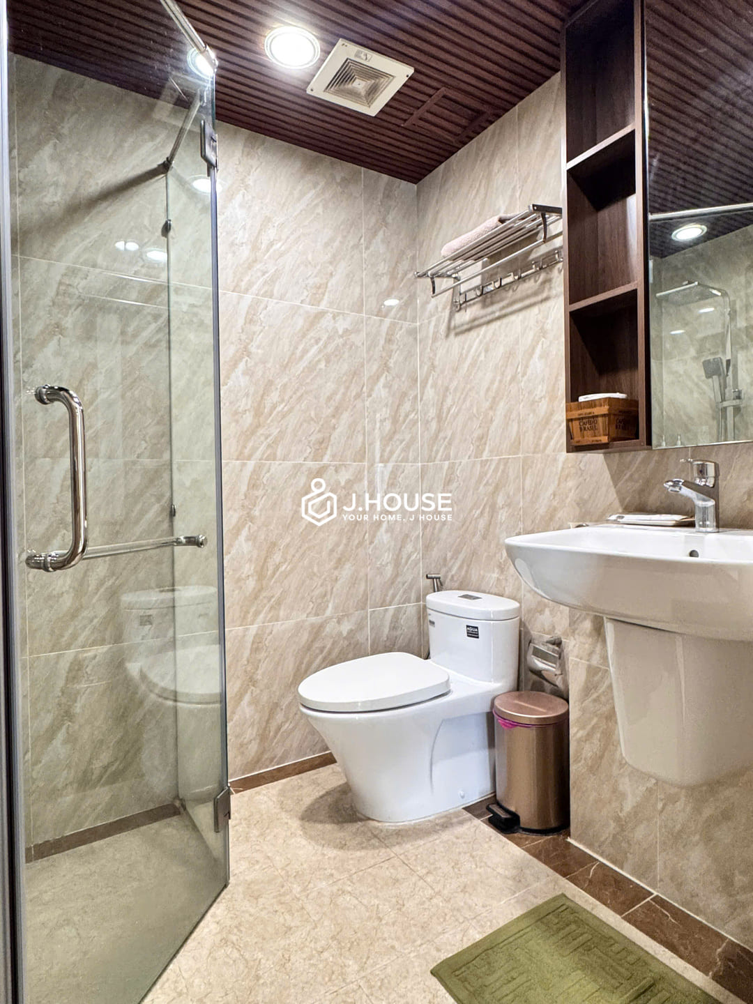 Modern 2br apartment with pool and gym at La Rosa Apartment, Thao Dien, HCMC