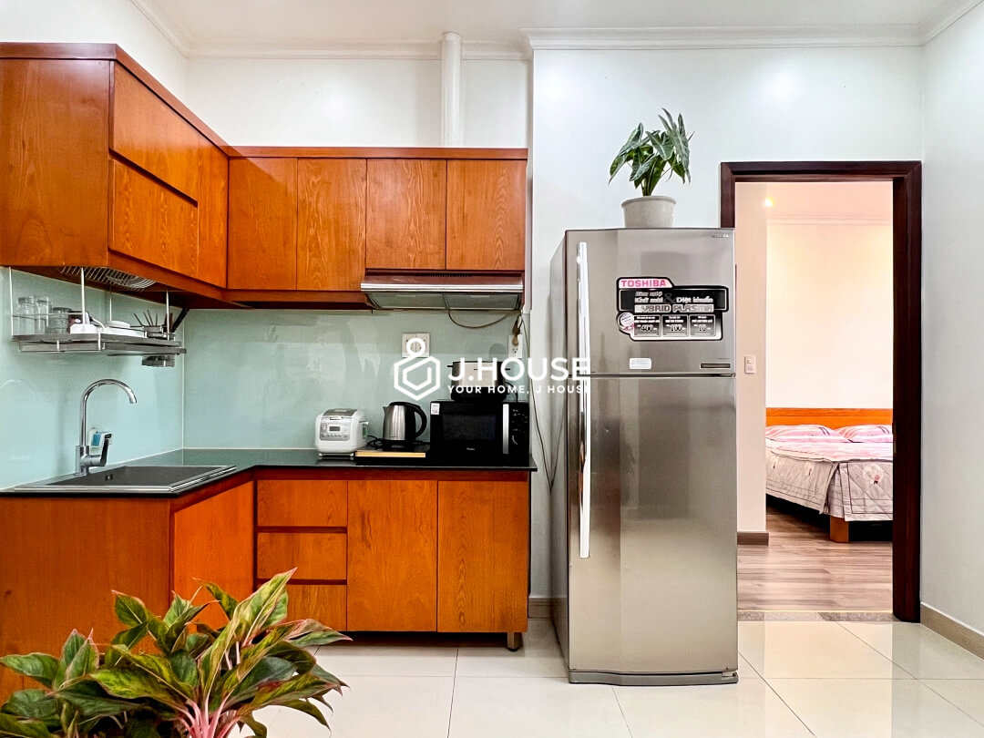 Spacious 1 br apartment for rent in District 3, HCMC