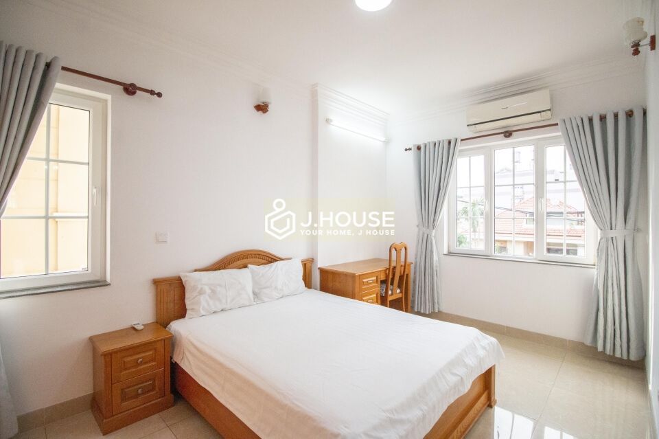 spacious 2 bedroom apartment at euro residence in thao dien10