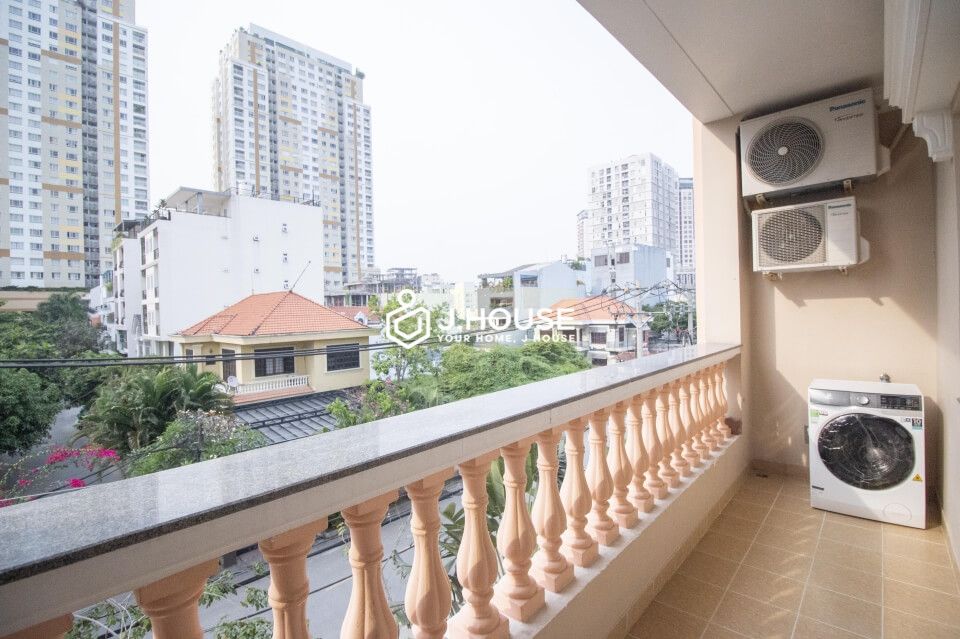 spacious 2 bedroom apartment at euro residence in thao dien3