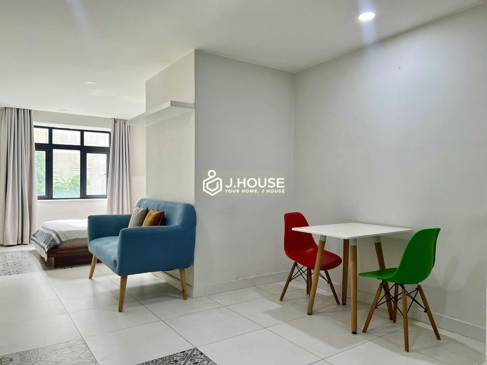 Bright serviced apartment in Thao Dien, District 2, HCMC-0