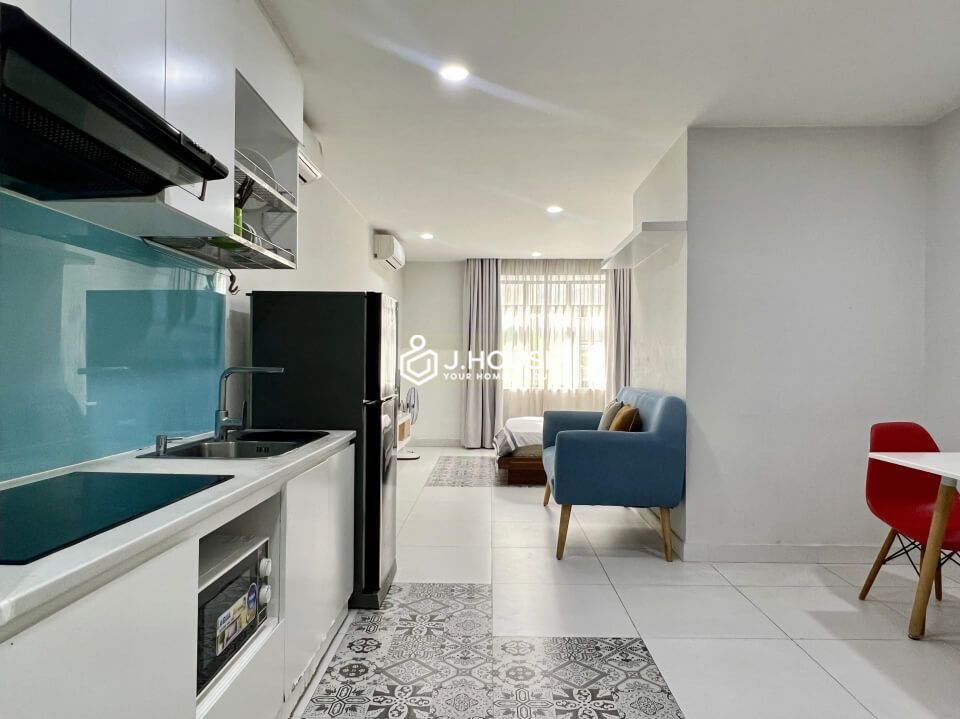 Bright serviced apartment in Thao Dien, District 2, HCMC