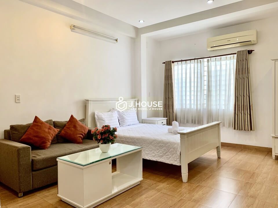 Fully furnished apartment on Nguyen Trai Street, District 1, Ho Chi Minh City