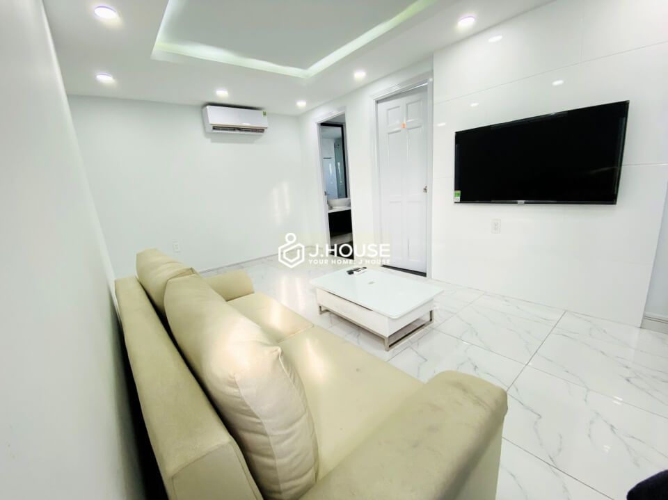 Fully furnished modern serviced apartment in District 3, HCMC-1