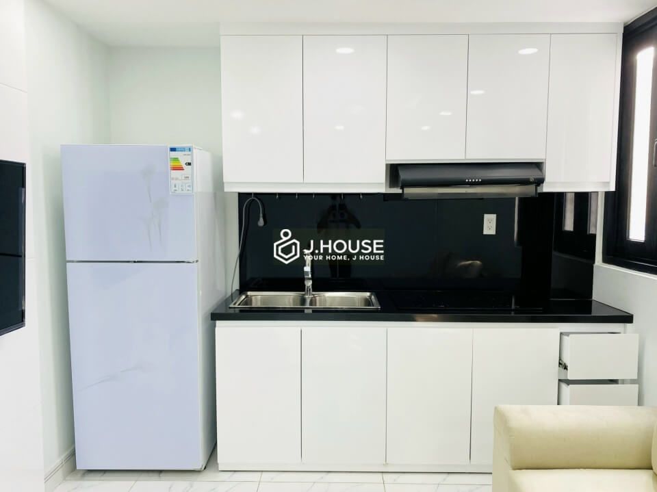 Fully furnished modern serviced apartment in District 3, HCMC-4
