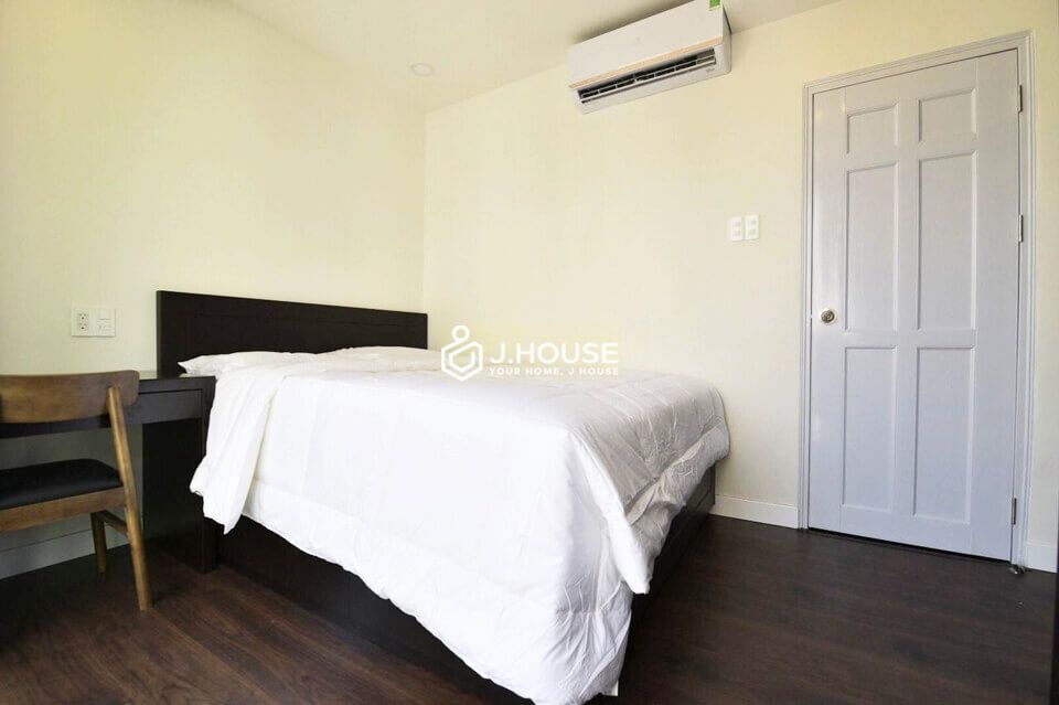 Fully furnished modern serviced apartment in District 3, HCMC-8