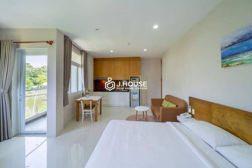 Riverfront apartment in Binh Thanh District