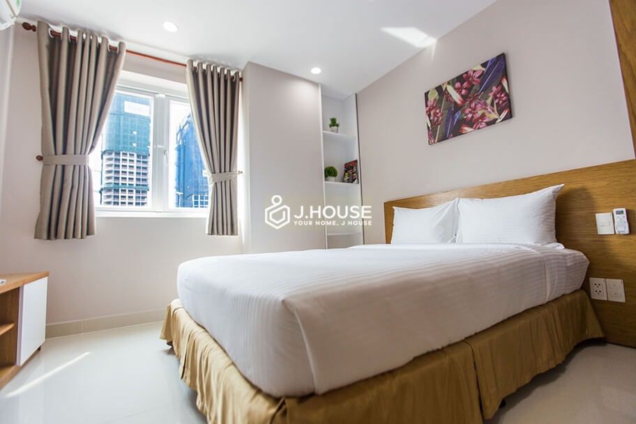 Serviced apartment next to the canal in Binh Thanh District-9