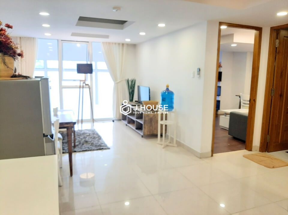 2 bedroom serviced apartment near Tan Dinh market, District 1, HCMC-2