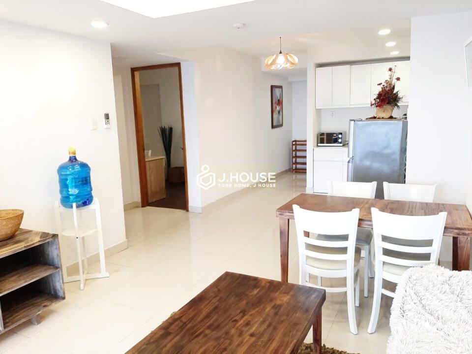 2 bedroom serviced apartment near Tan Dinh market, District 1, HCMC-3