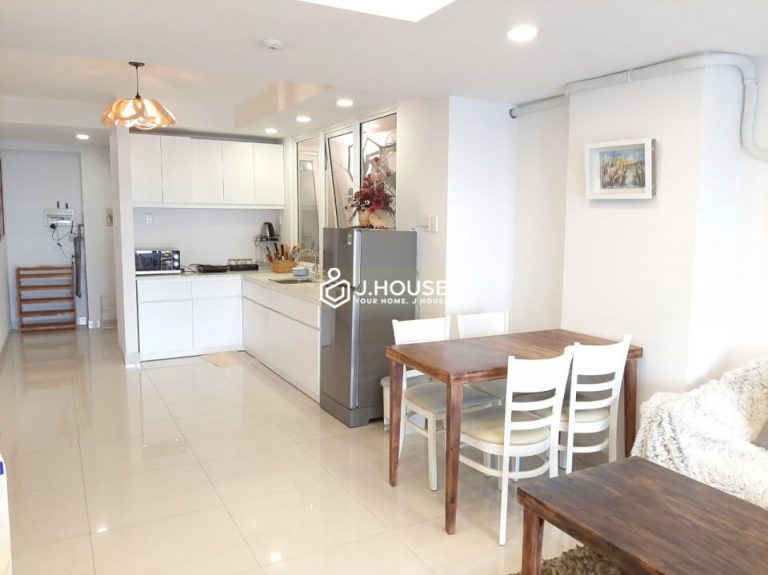 2 bedroom serviced apartment near Tan Dinh market, District 1, HCMC