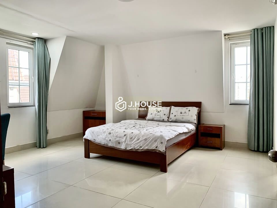 3-bedroom serviced apartment for rent with rooftop pool in Thao Dien, District 2, HCMC-9
