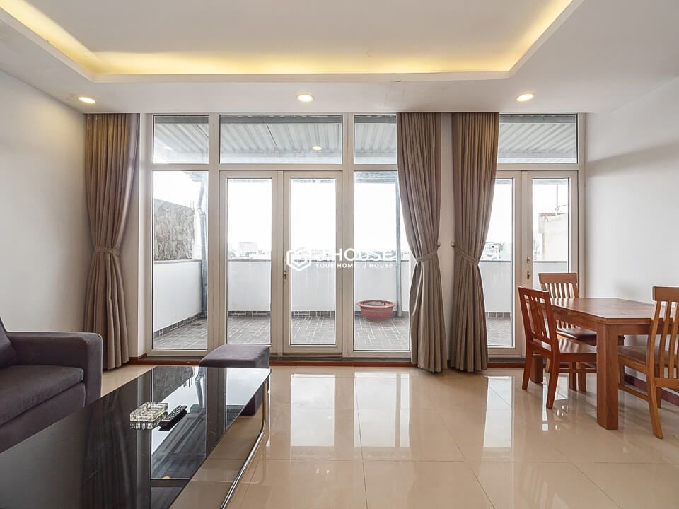 Spacious 1 bedroom apartment with big balcony and good price