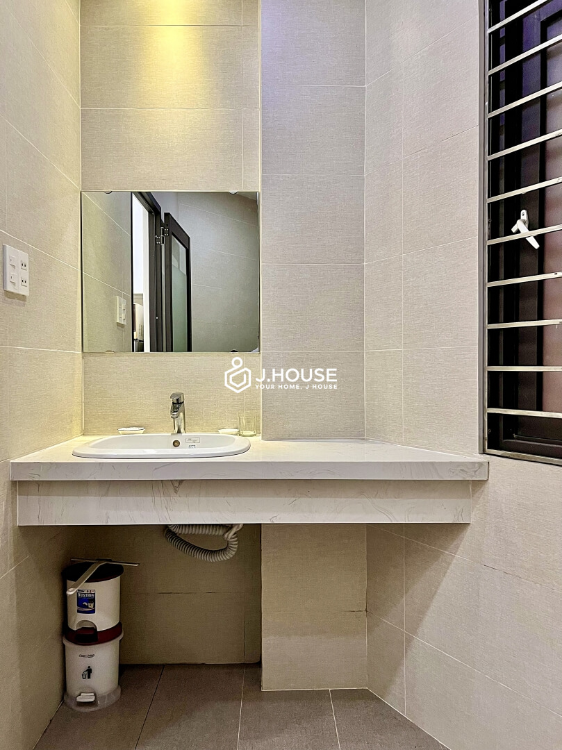Bright studio apartment for rent in Binh Thanh District, HCMC