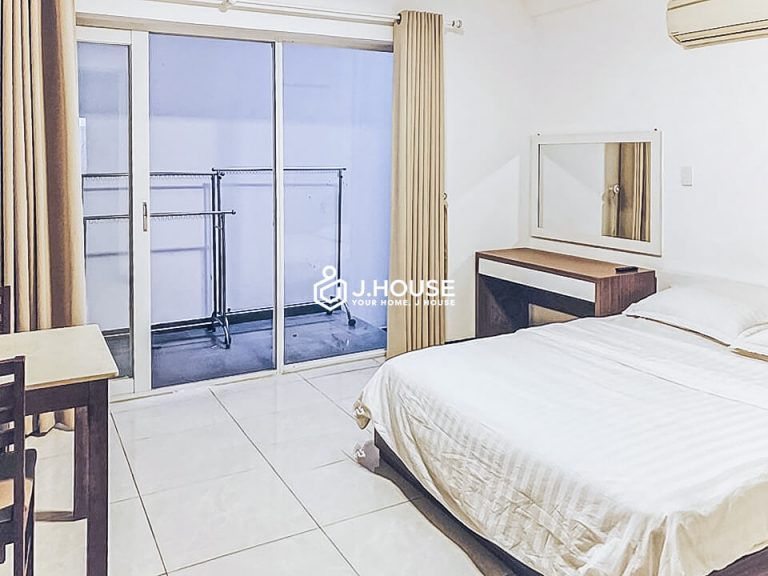 3. Studio 350$ (1)