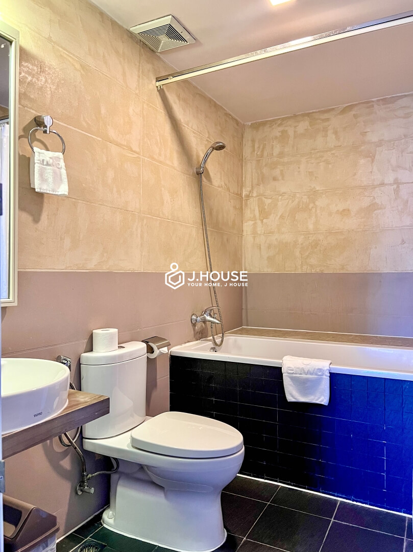 Modern 2 br apartment for rent at Glenwood Suites, Thao Dien, District 2, HCMC