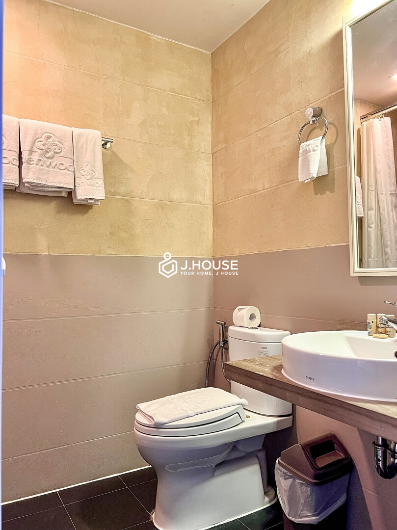 Modern 2 br apartment for rent at Glenwood Suites, Thao Dien, District 2, HCMC