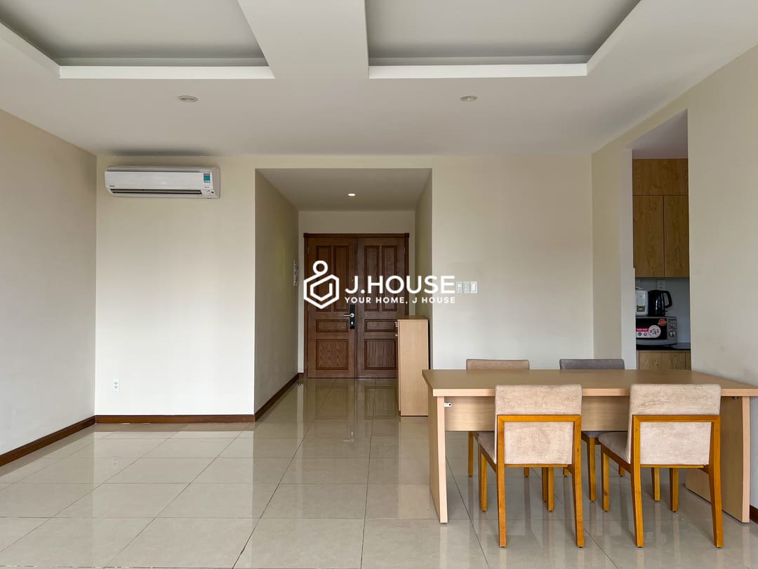 Spacious 2-br apartment for rent in District 3, HCMC - Khanh Gia Apartment