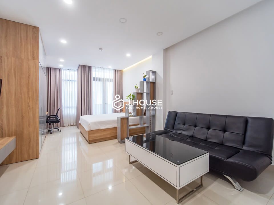 Nice and modern studio with private balcony in Thao Dien