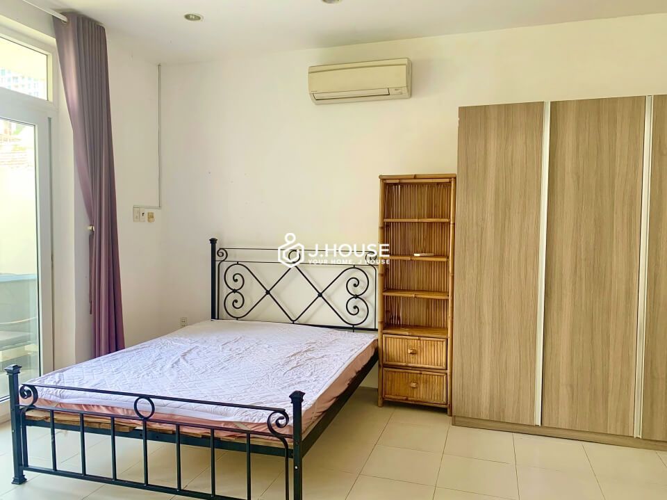 Bright serviced apartment for rent in Thao Dien, District 2-5