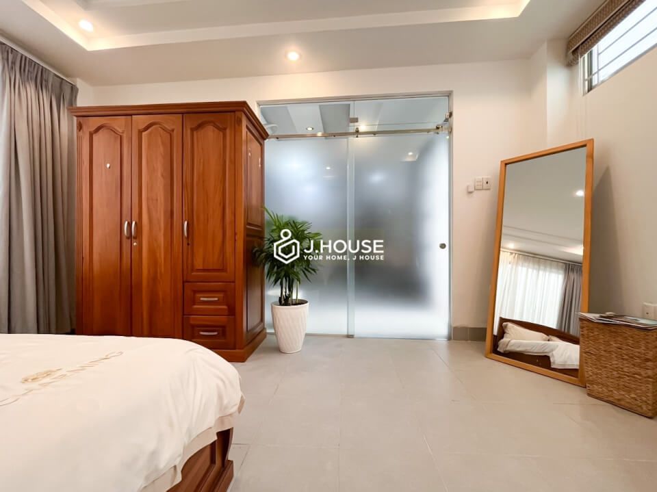 Serviced apartment near the park in Tan Dinh Ward, District 1, HCMC-8