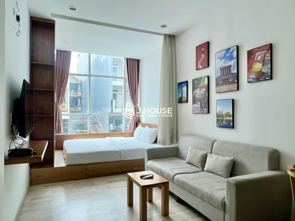 Serviced apartment near the airport in Tan Binh District, HCMC-1