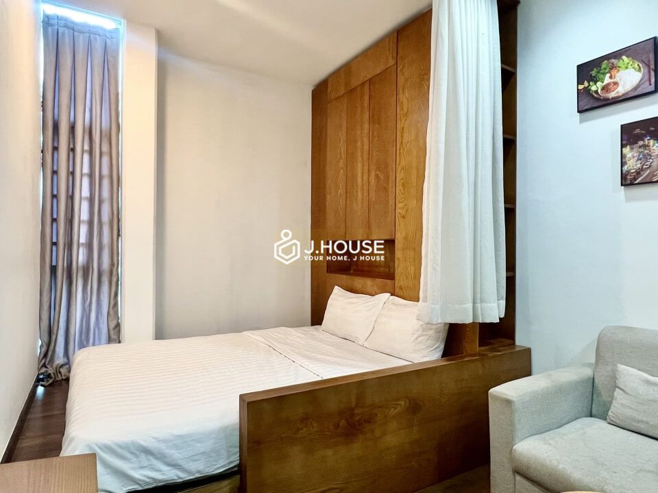Serviced apartment near the airport on Bach Dang street, Tan Binh District, HCMC-3