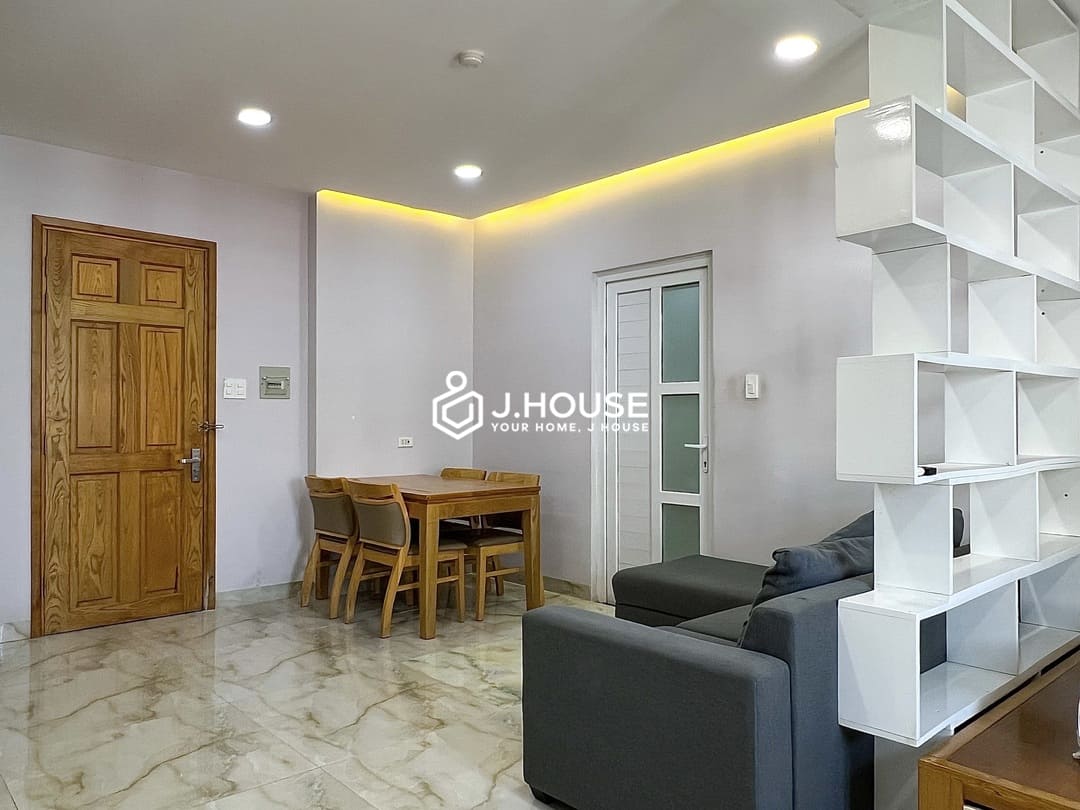 Studio apartment for rent near Landmark 81 - Tuan NHC Apartment