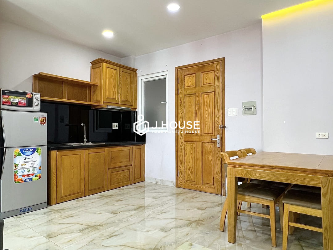 Studio apartment for rent near Landmark 81 - Tuan NHC Apartment