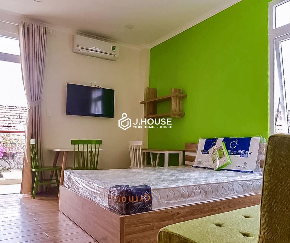 Nice studio, fully furnished in Phu Nhuan District